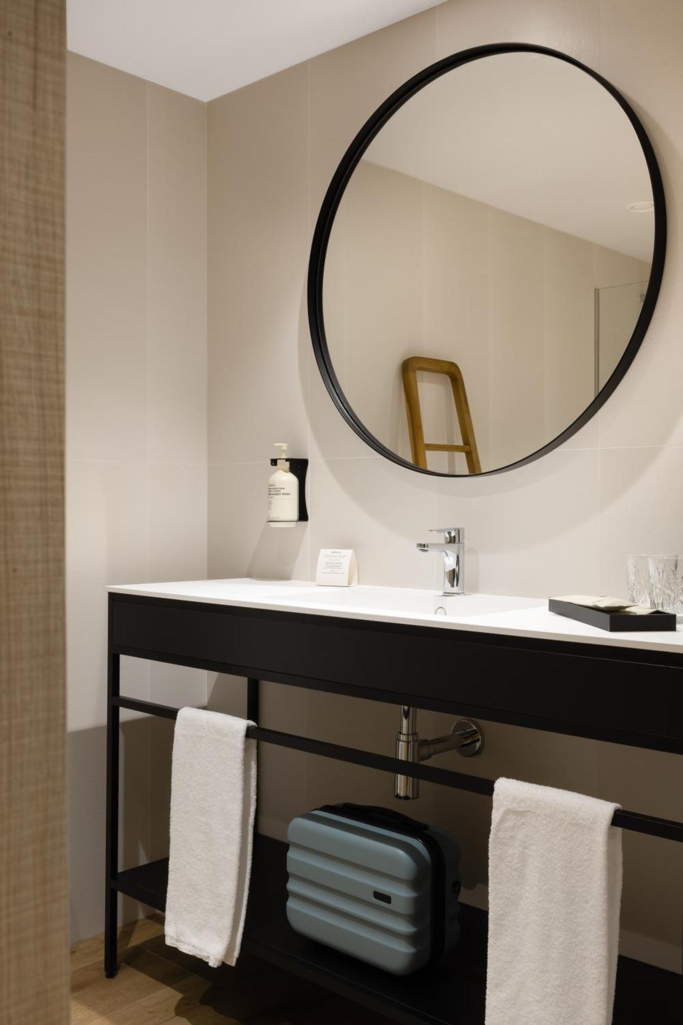 Hotel Sb Win 4 Sup Сан-Феліу-де-Льобреґат Екстер'єр фото